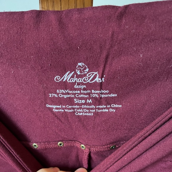 Maha Devi Design - Cherokee bamboo leggings with studs - Picture 6 of 6